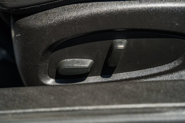 Used 2018 Chevrolet Camaro SS RWD image 34