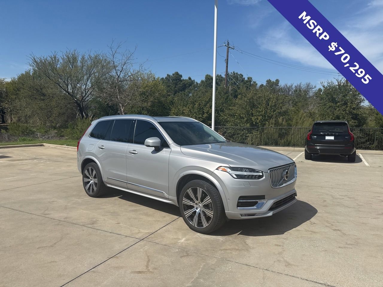 Certified 2023 Volvo XC90 B6 Ultimate image 3