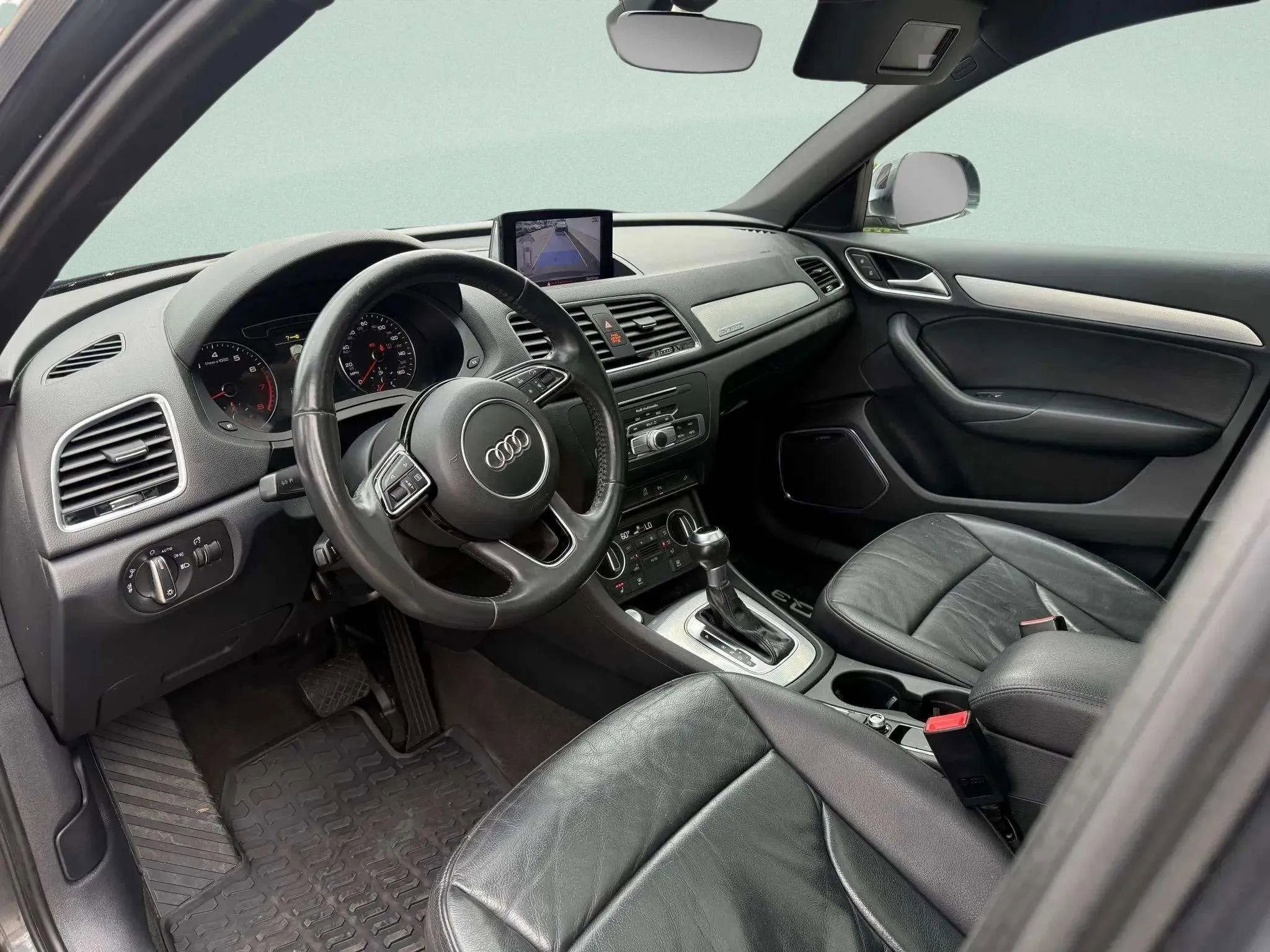 Used 2018 Audi Q3 2.0T Premium Plus w/ Premium Plus Package image 18