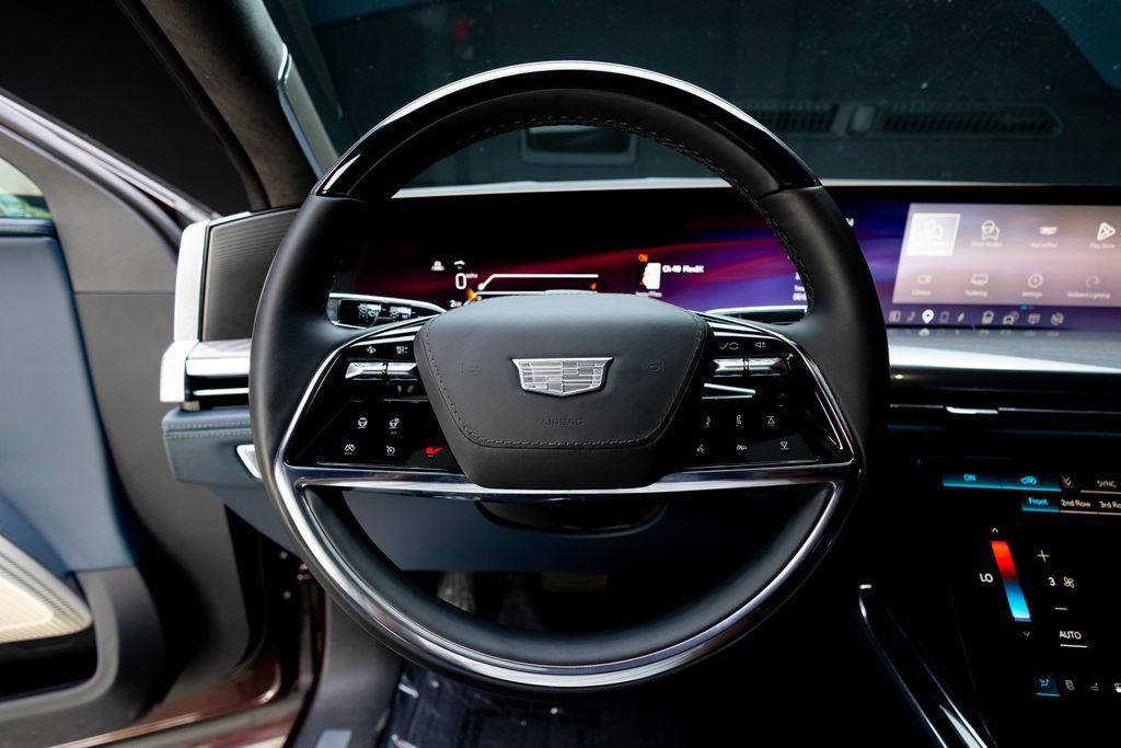 Used 2025 Cadillac Escalade IQ Luxury 2 w/ LPO, Premium Carpet Package AWD/4WD image 24