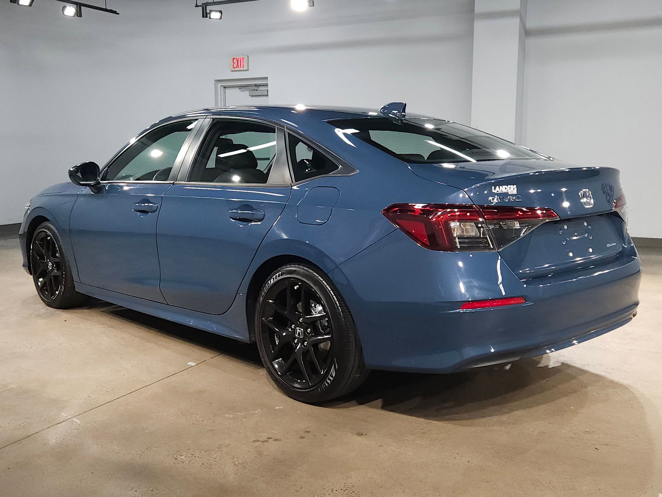 Used 2025 Honda Civic Sport image 5