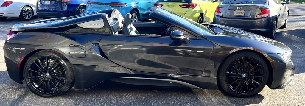 Used 2019 BMW i8 Roadster image 6