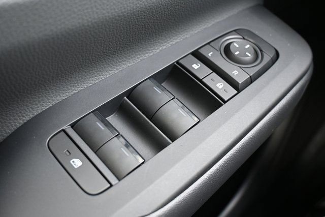 Used 2023 Toyota Prius LE image 38