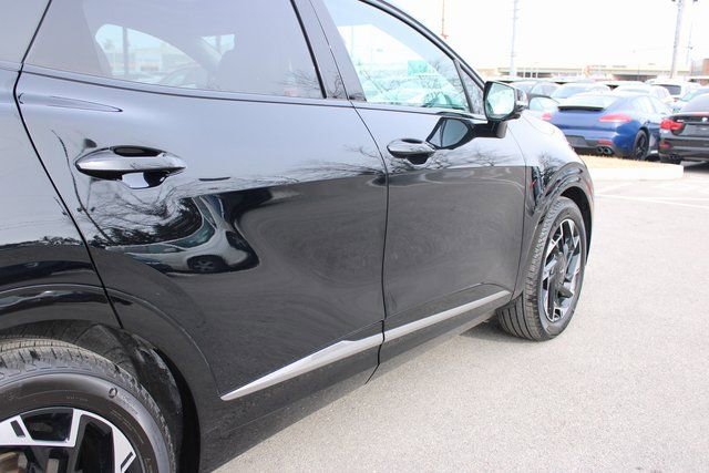 Used 2025 Kia Sportage SX image 51