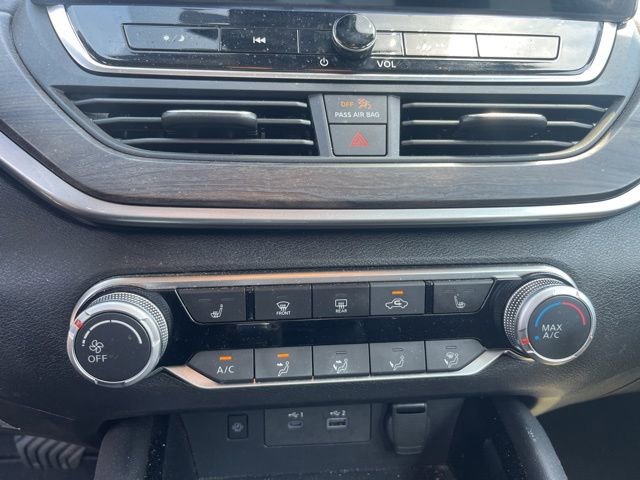 Certified 2023 Nissan Altima 2.5 SV w/ SV Premium Package image 16