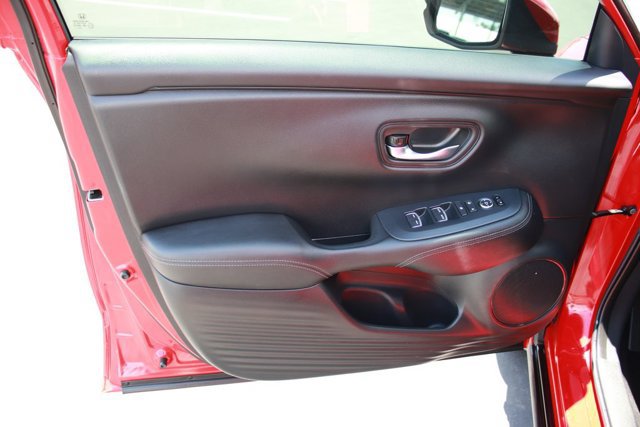 Certified 2024 Honda HR-V EX-L image 9