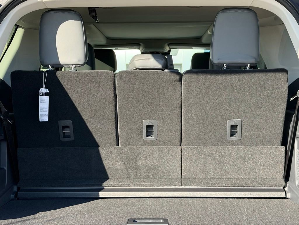 New 2025 Ford Expedition Active image 25