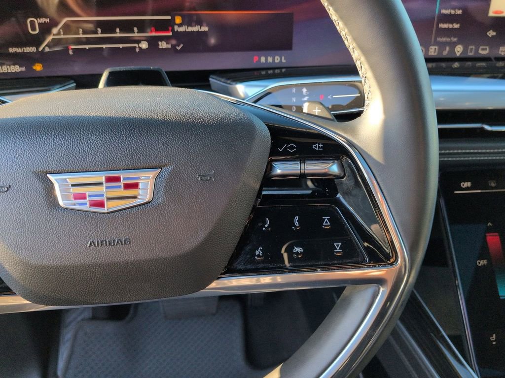 Certified 2025 Cadillac Escalade ESV Premium Luxury image 11