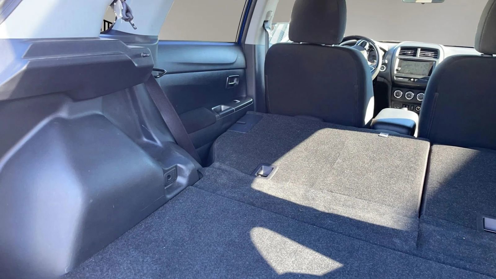 Used 2019 Mitsubishi Outlander Sport LE AWD/4WD image 38