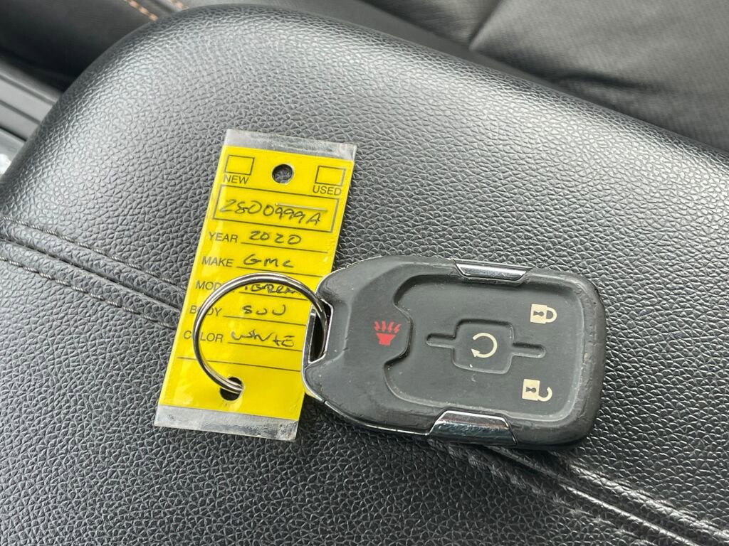 Used 2020 GMC Terrain SLT image 4