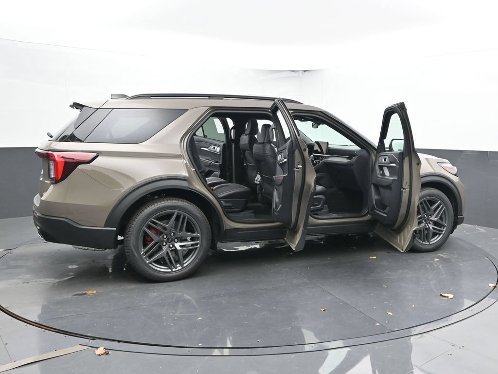 New 2026 Ford Explorer ST w/ Sun And Sound Package AWD/4WD image 54