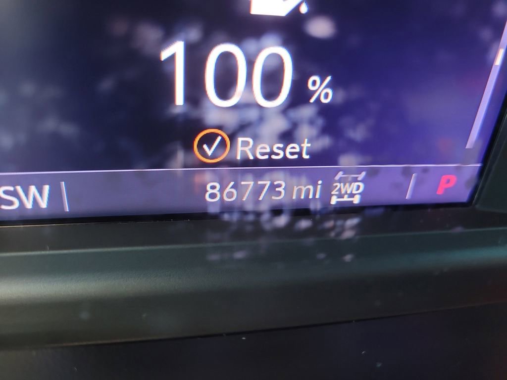 Used 2021 Chevrolet Silverado 1500 LT Trail Boss w/ Bed Protection Package AWD/4WD image 31