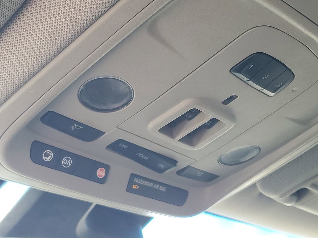 Used 2019 Cadillac CTS Luxury image 22