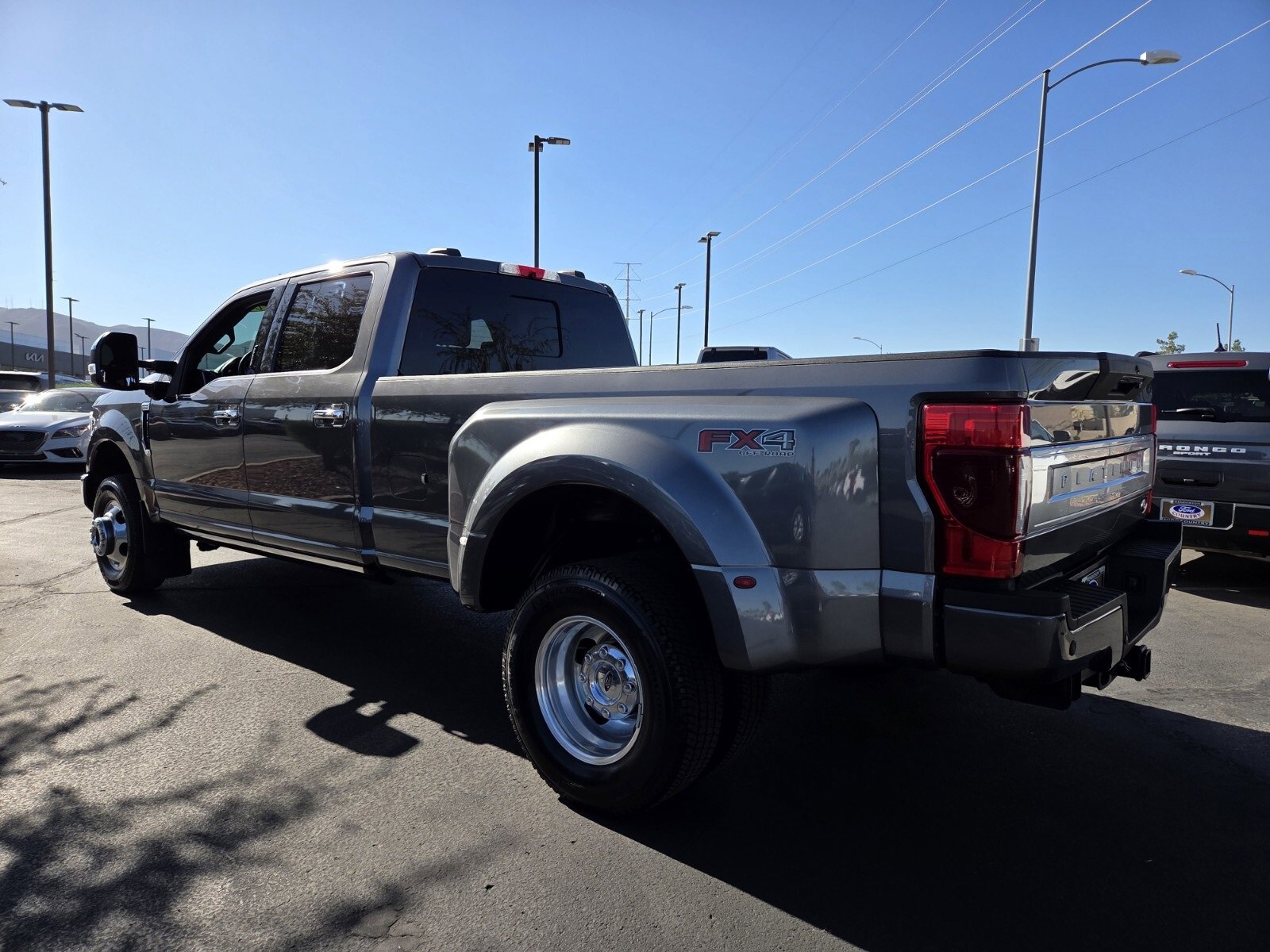Certified 2021 Ford F350 Platinum image 4