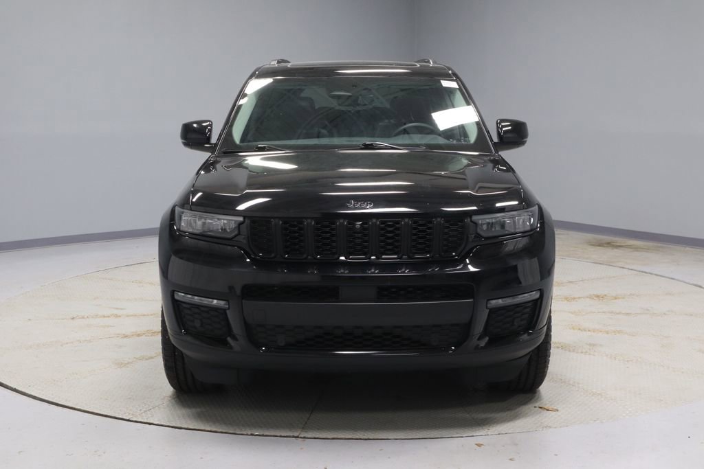 Used 2023 Jeep Grand Cherokee L Limited w/ Luxury Tech Group II image 6
