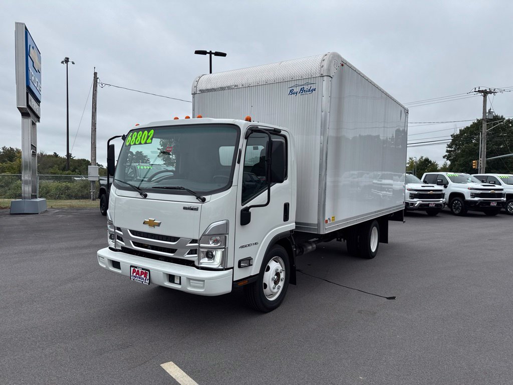 Used 2024 Chevrolet Low Cab Forward RWD image 10