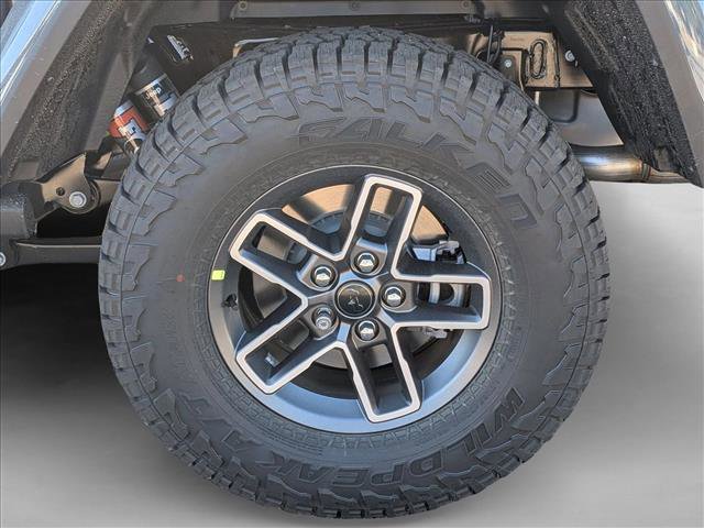 New 2025 Jeep Gladiator Mojave w/ Convenience Group AWD/4WD image 10