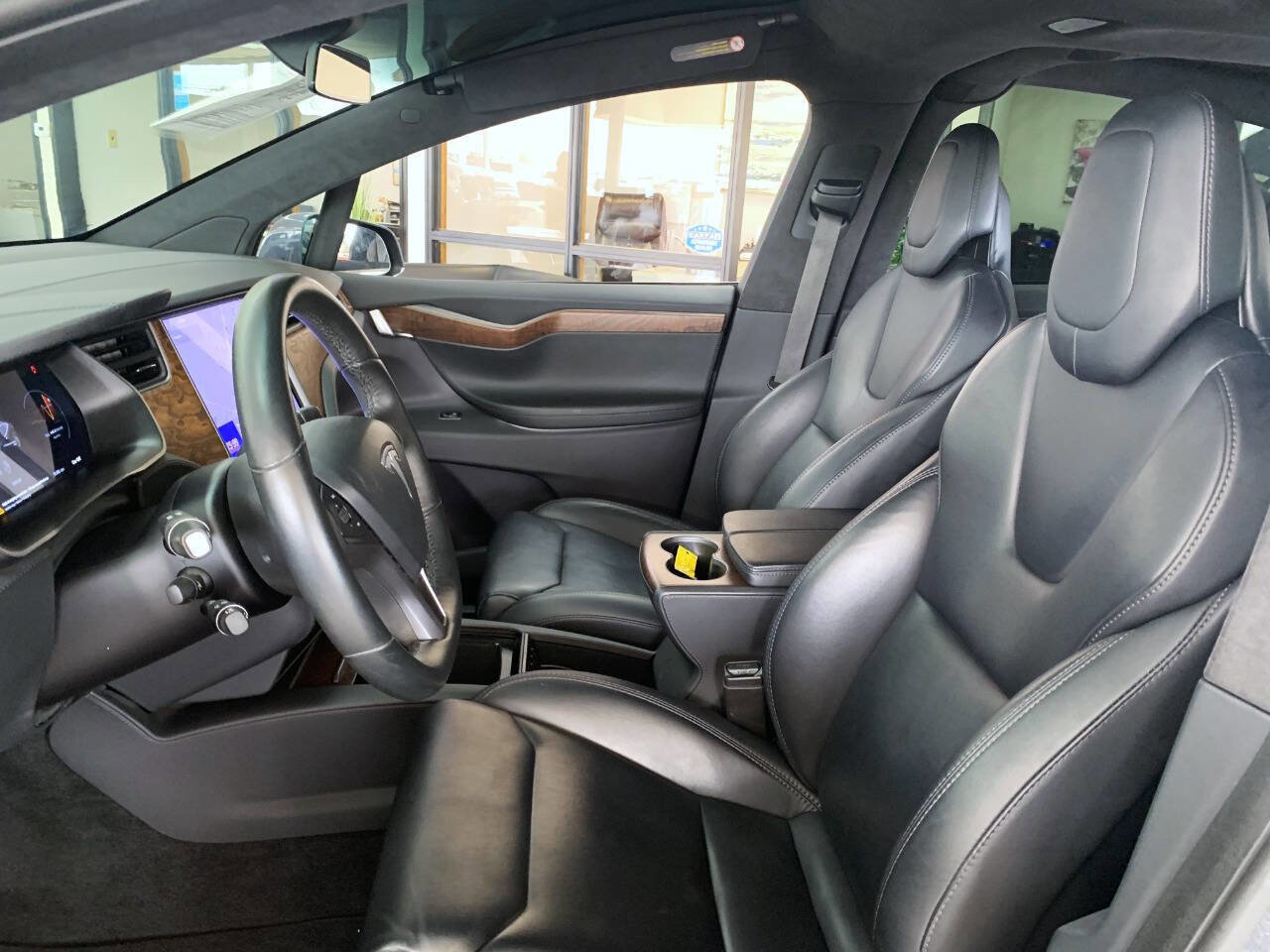 Used 2019 Tesla Model X Long Range image 9