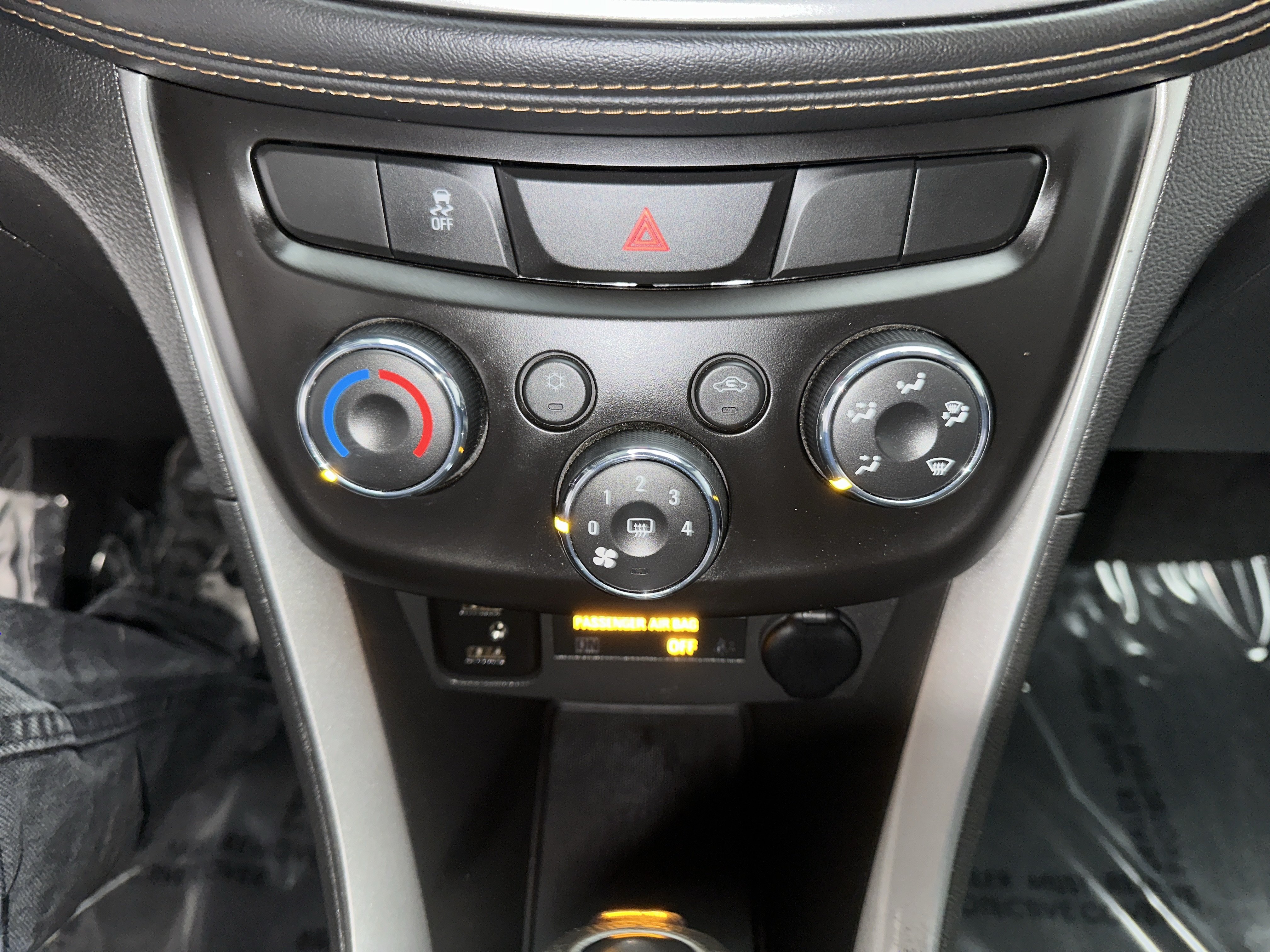 Used 2020 Chevrolet Trax LS w/ Tint and Cruise Package FWD image 28