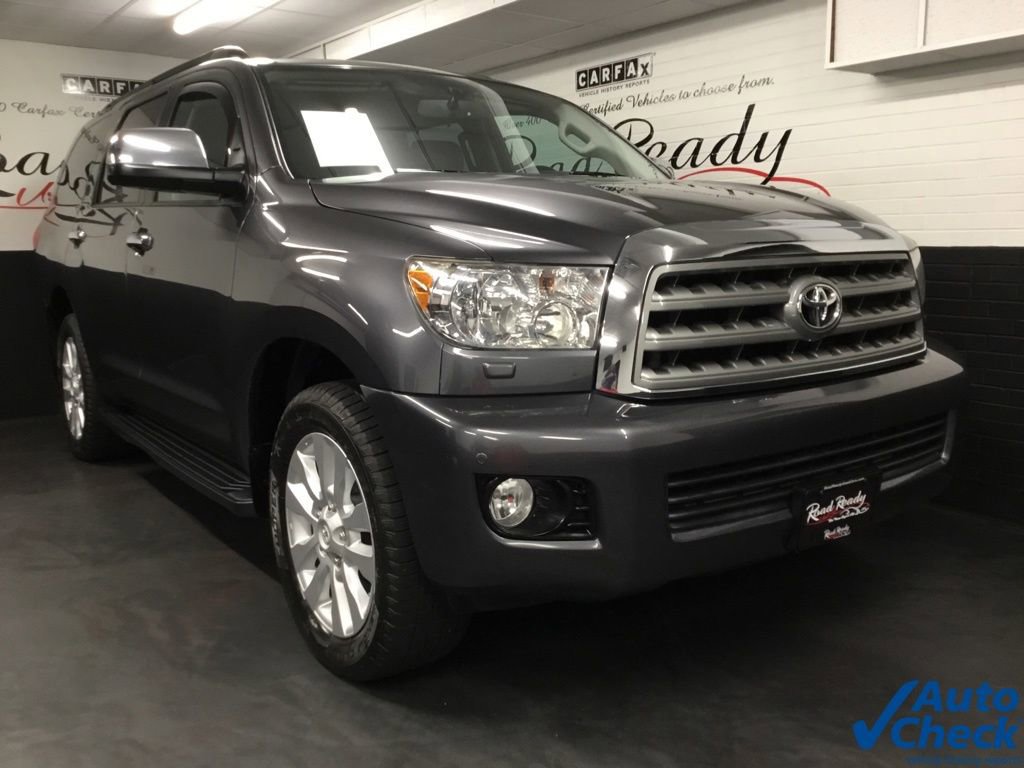 Used 2016 Toyota Sequoia Limited w/ Safety & Convenience Package image 3