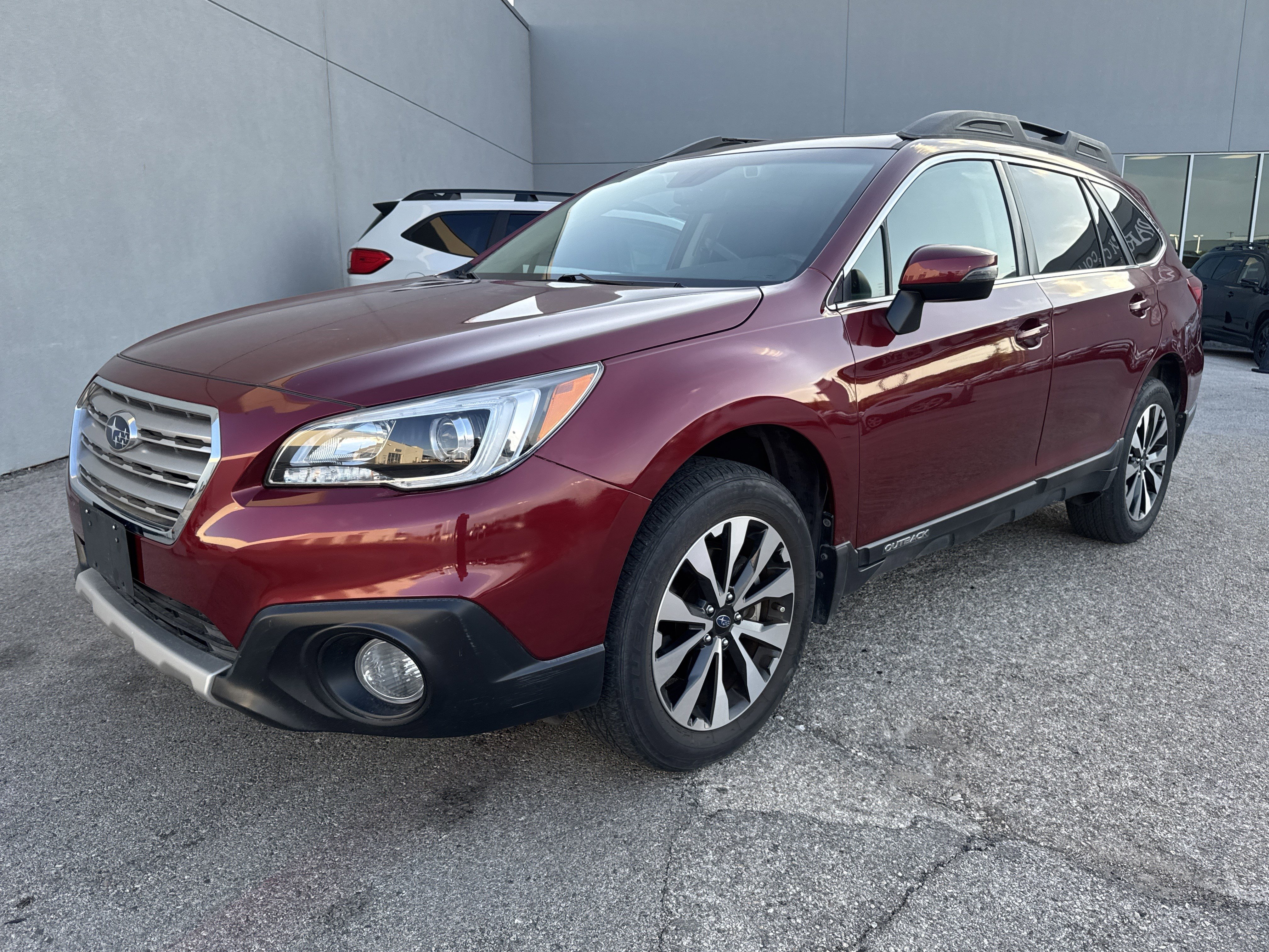 Used 2017 Subaru Outback 3.6R Limited AWD/4WD image 7
