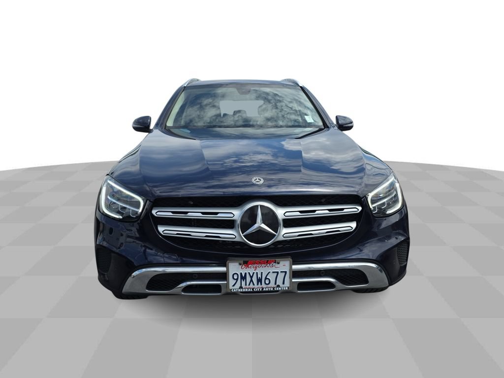Used 2021 Mercedes-Benz GLC 300 4MATIC image 3