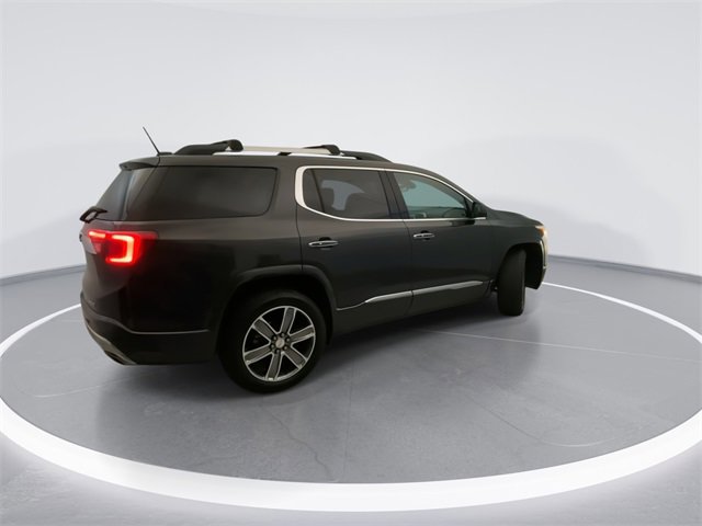 Used 2017 GMC Acadia Denali w/ Technology Package image 4