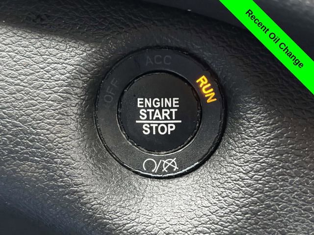 Used 2022 Jeep Cherokee Trailhawk image 15