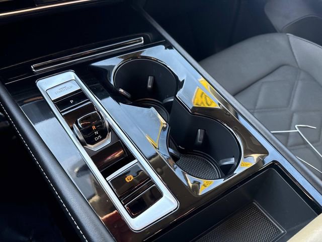 Used 2024 Volkswagen Atlas SE image 28