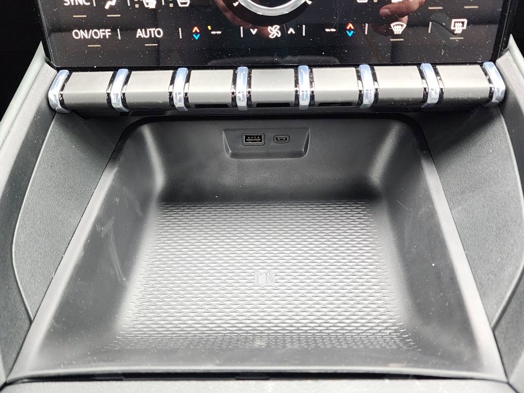 New 2026 GMC Terrain AT4 w/ Convenience Package III image 31