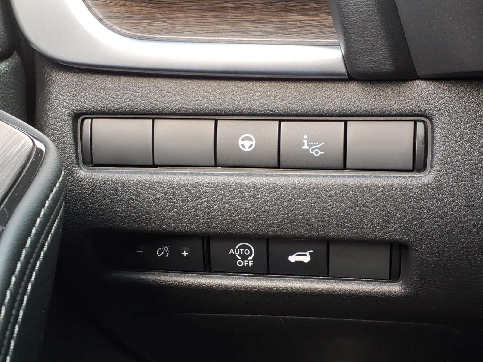 Certified 2025 Nissan Rogue Platinum w/ Platinum Premium Package AWD/4WD image 23