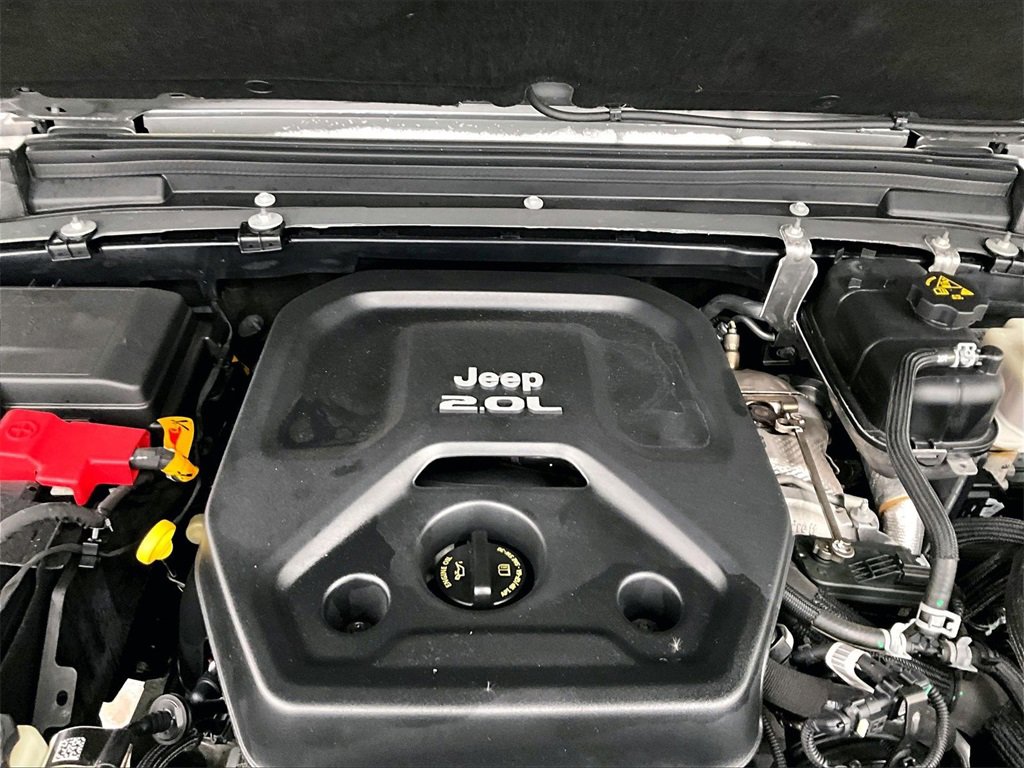 Used 2022 Jeep Wrangler Unlimited Sahara image 34