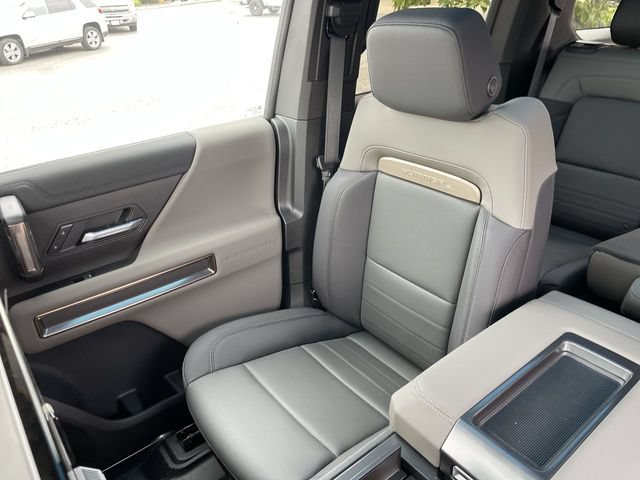 New 2025 GMC Hummer EV 2X w/ LPO, Cargo Utility Package AWD/4WD image 21