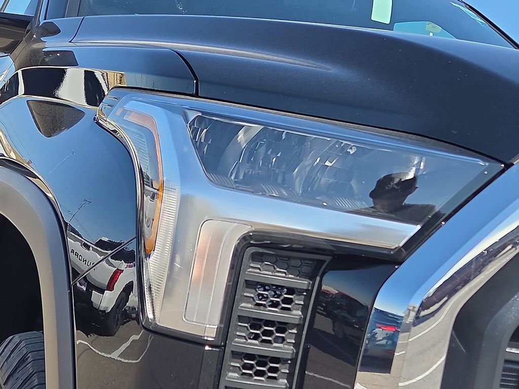 New 2026 Toyota Tundra SR5 AWD/4WD image 8