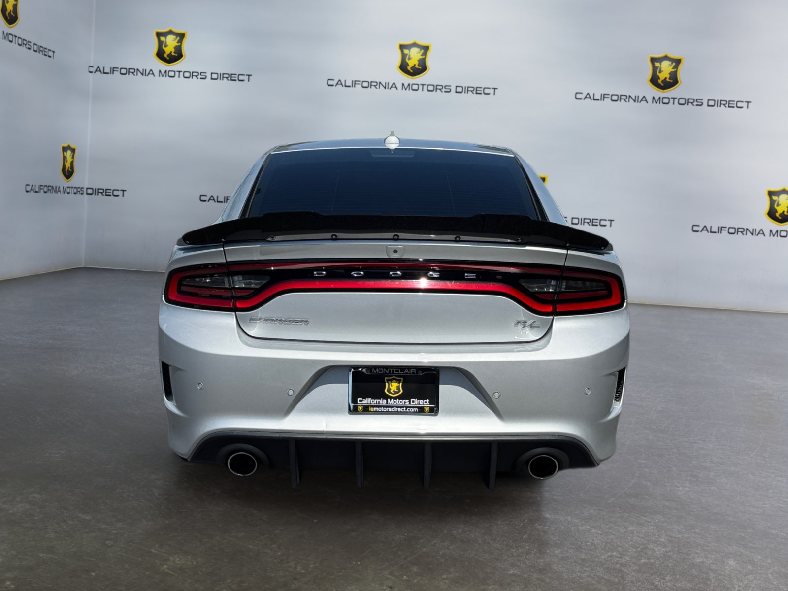 Used 2020 Dodge Charger R/T w/ Navigation & Travel Group RWD image 4