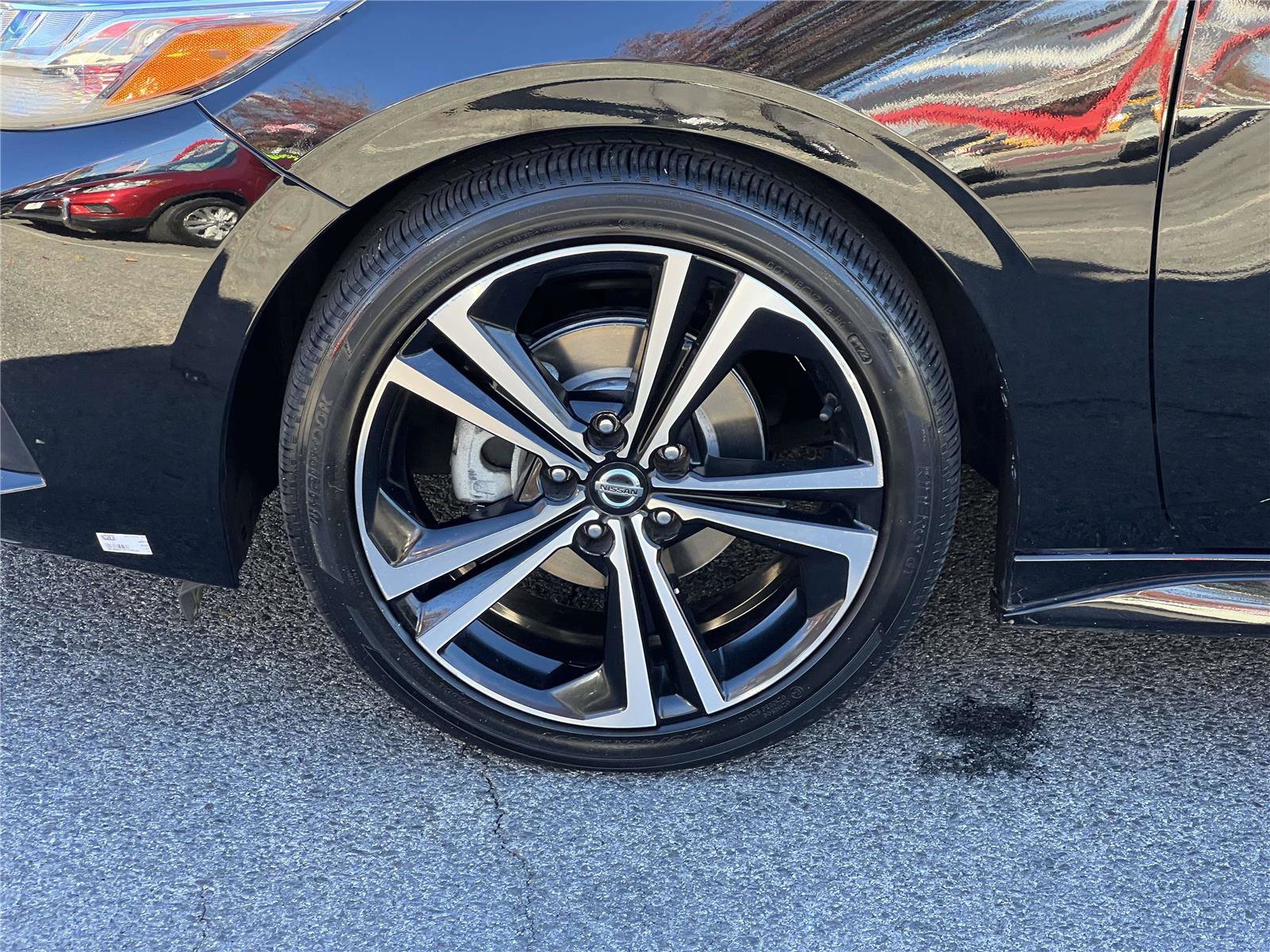 Certified 2023 Nissan Sentra SR w/ Trunk Package image 10