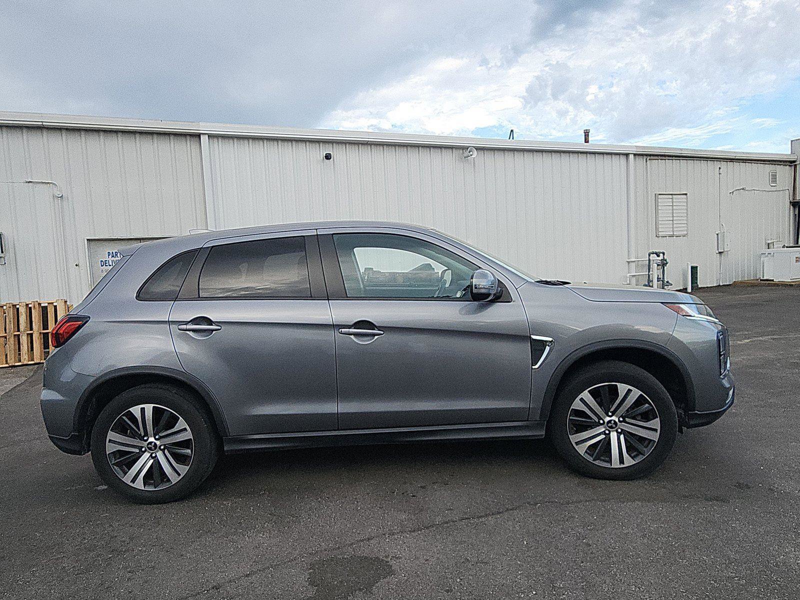 Used 2021 Mitsubishi Outlander Sport LE image 6