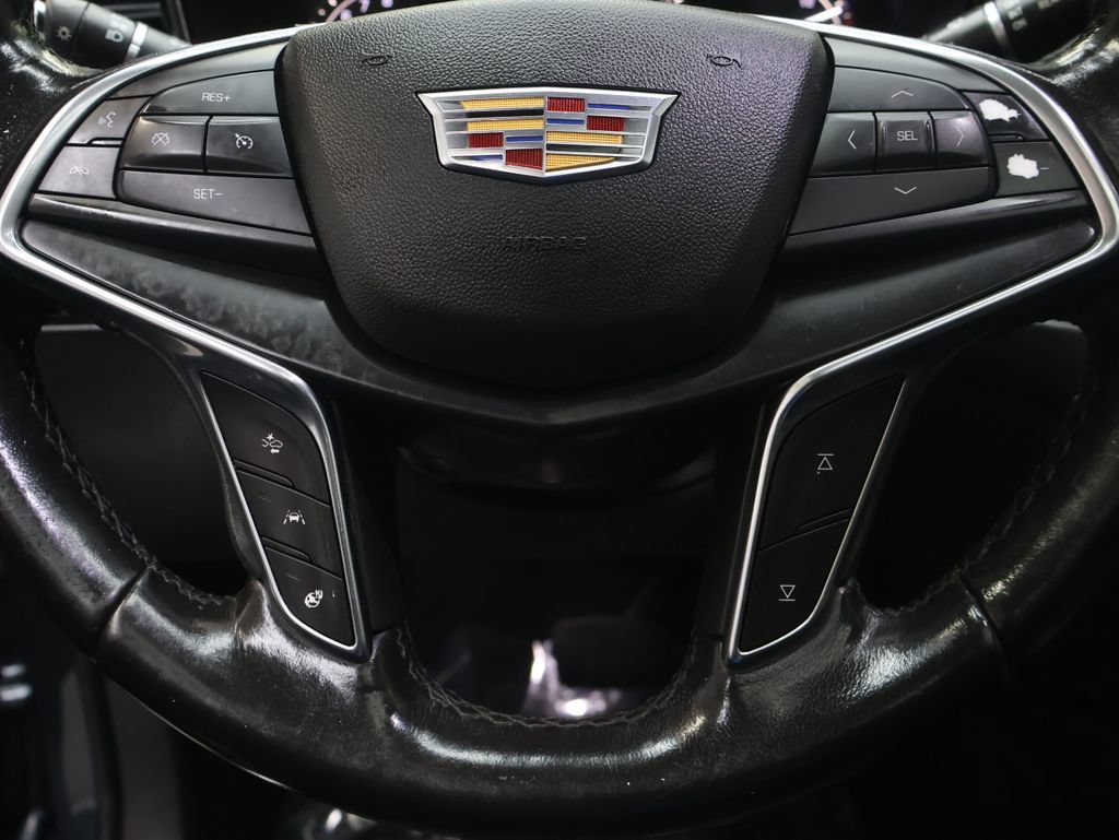 Used 2019 Cadillac XT5 Luxury FWD image 18
