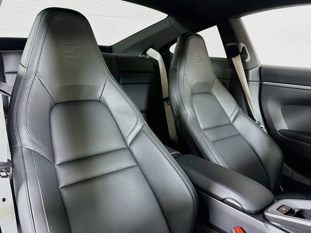 Certified 2025 Porsche 911 Carrera RWD image 18