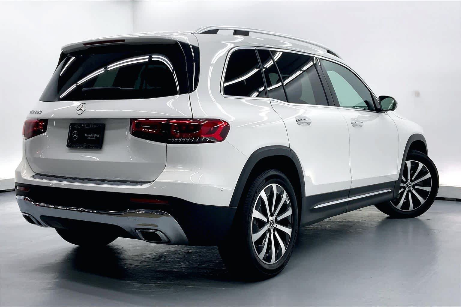 Certified 2022 Mercedes-Benz GLB 250 image 4