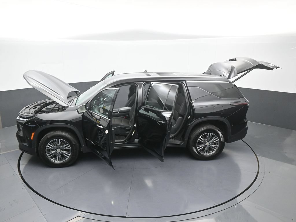 Used 2024 Chevrolet Traverse LS FWD image 74