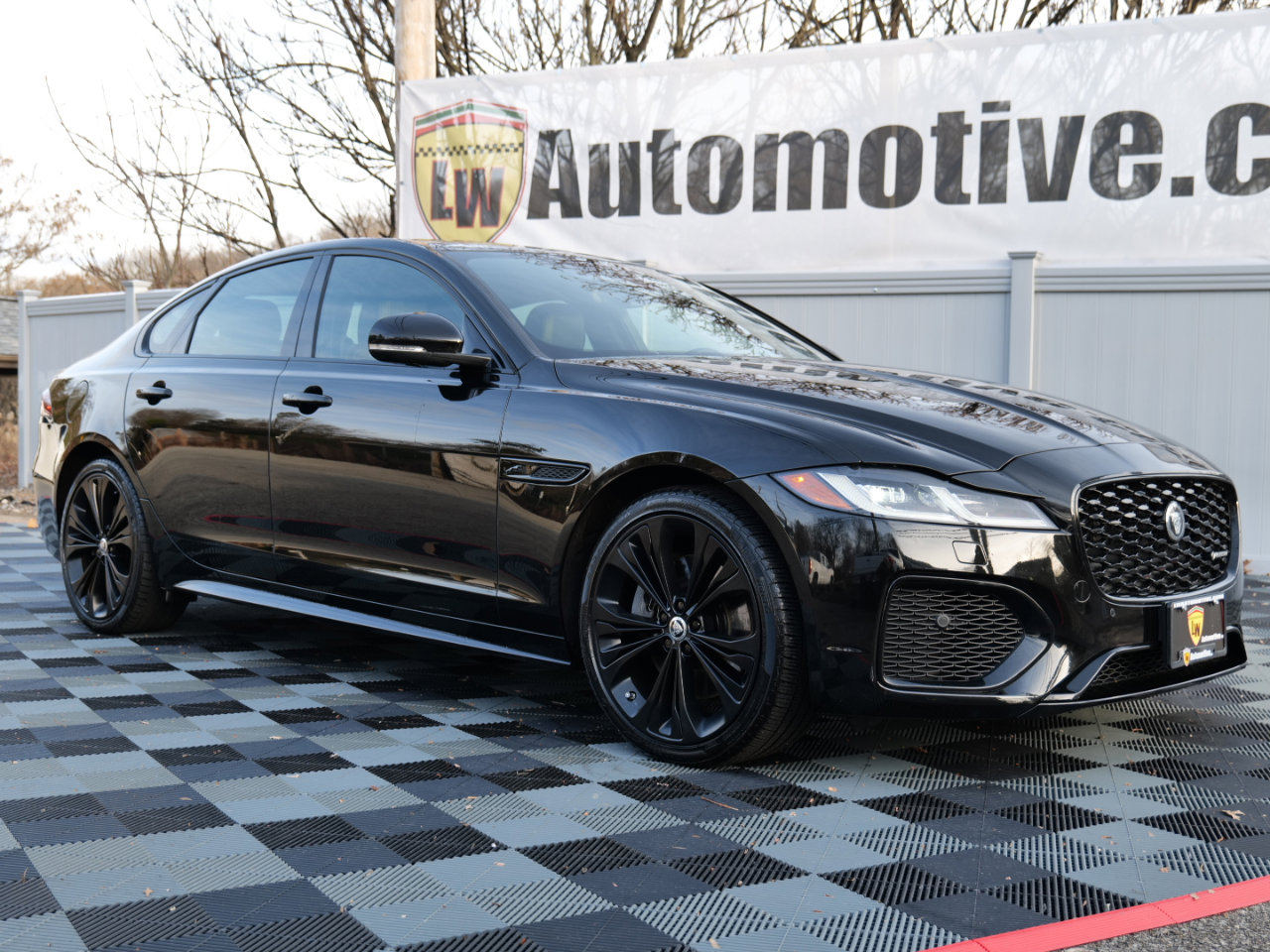 Used 2024 Jaguar XF R-Dynamic SE image 63