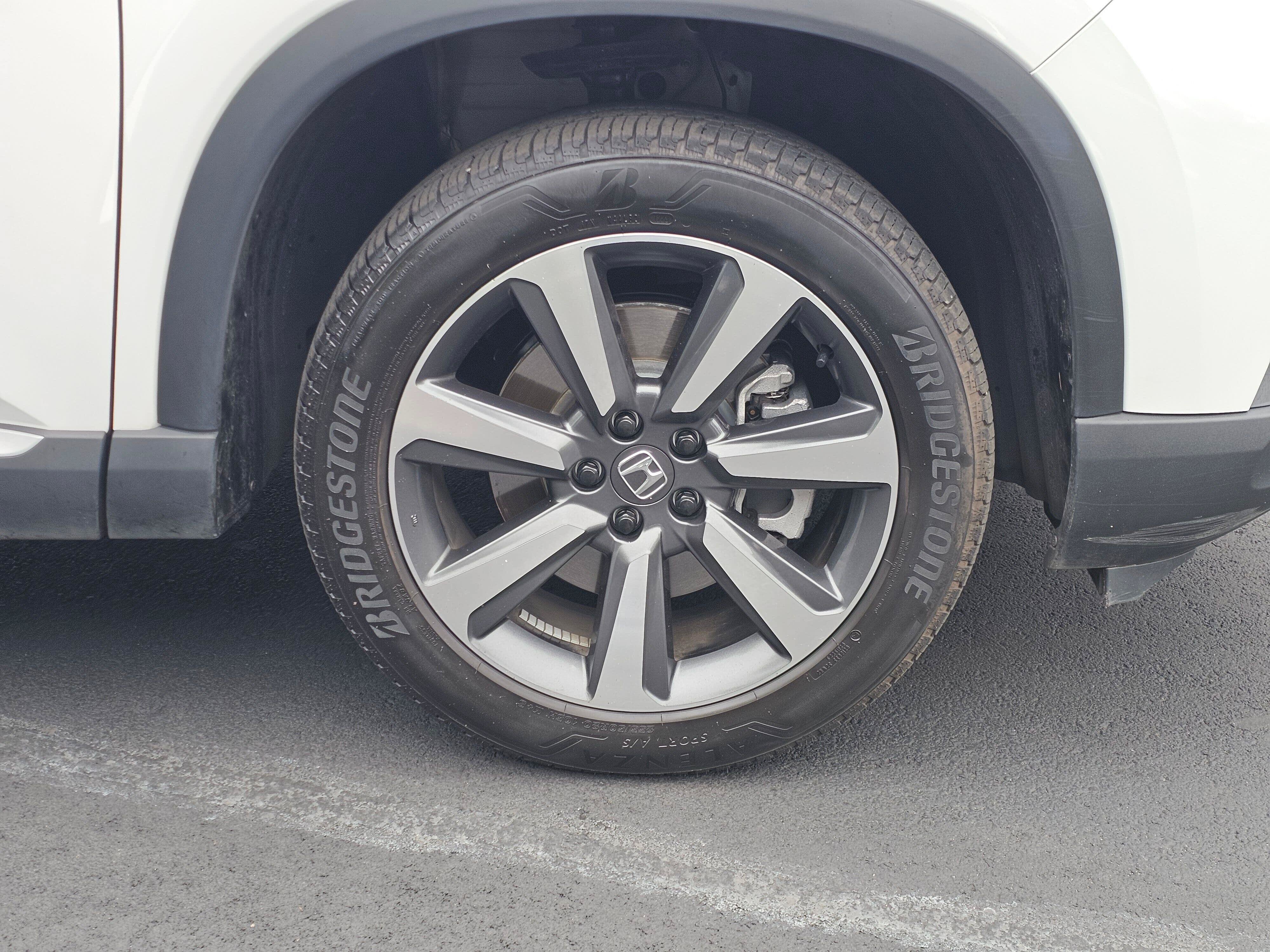 Certified 2023 Honda Pilot Elite image 9
