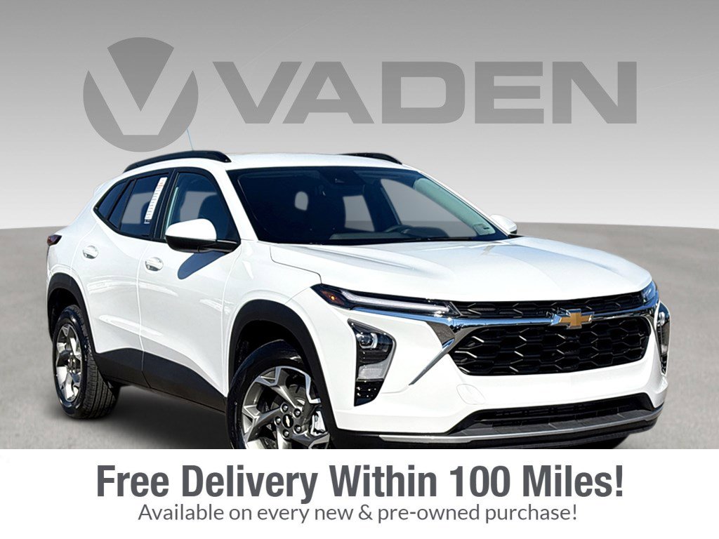 New 2025 Chevrolet Trax LT w/ Driver Confidence Package image 1