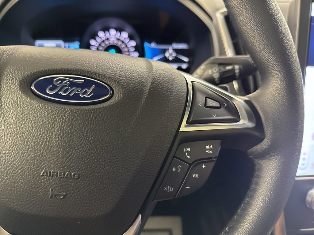 Used 2024 Ford Edge Titanium w/ Titanium Elite Package image 23