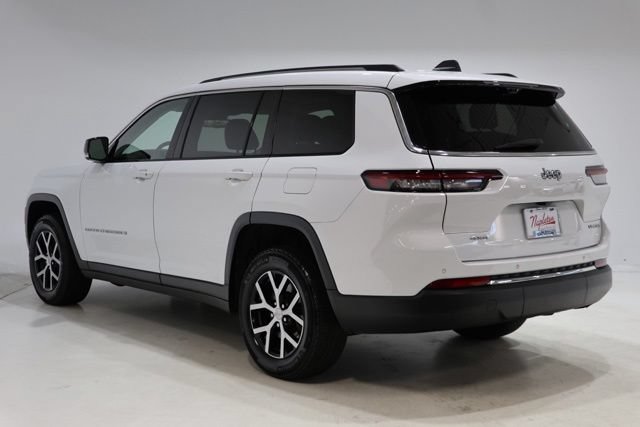 Used 2023 Jeep Grand Cherokee L Limited w/ Luxury Tech Group II AWD/4WD image 6