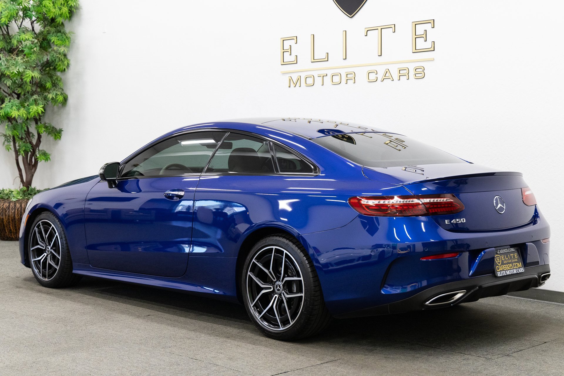 Used 2021 Mercedes-Benz E 450 Coupe image 3
