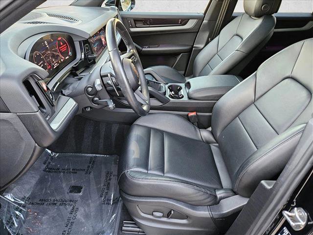 Used 2024 Porsche Cayenne image 18