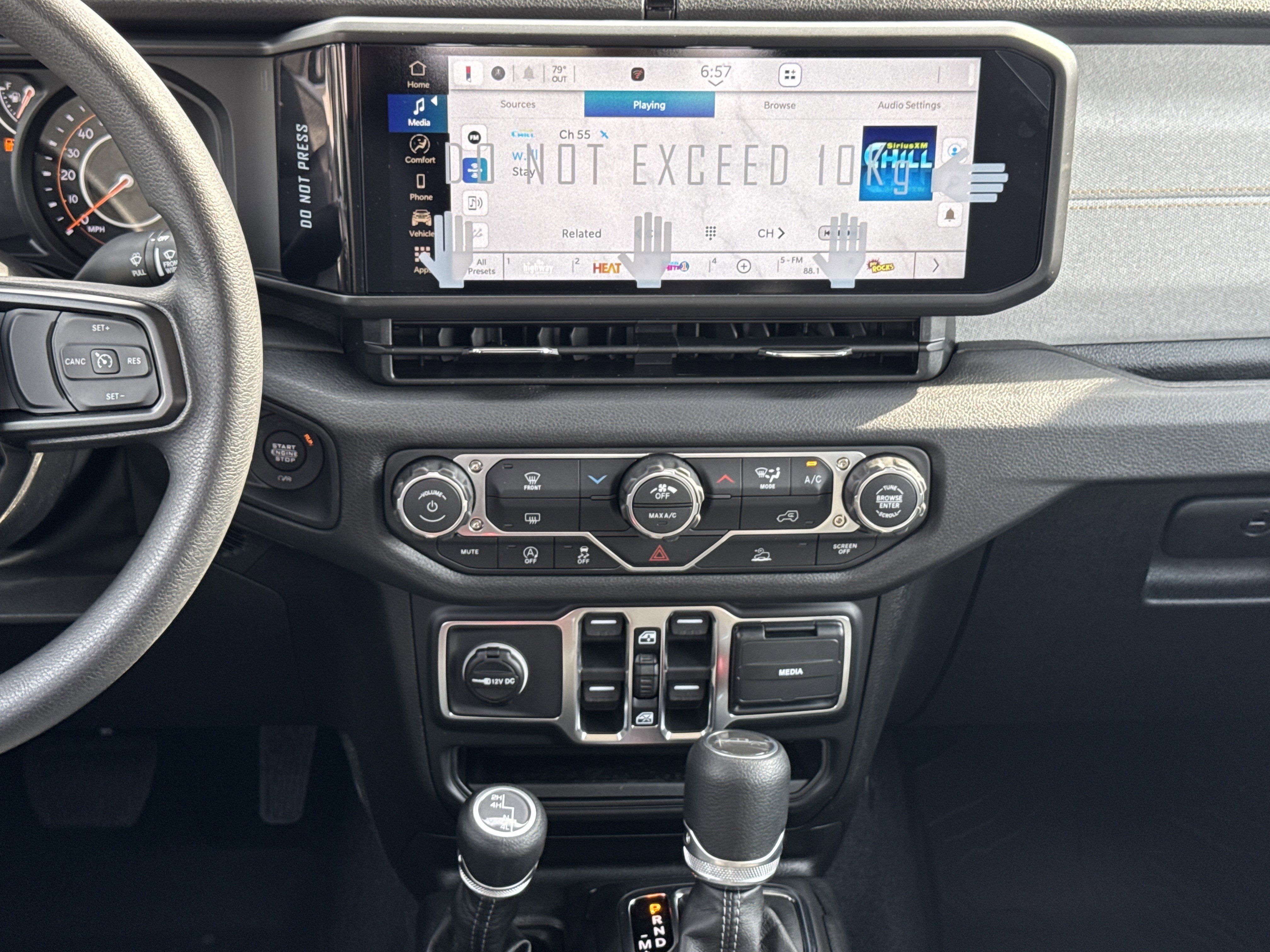 New 2026 Jeep Gladiator Sport AWD/4WD image 16