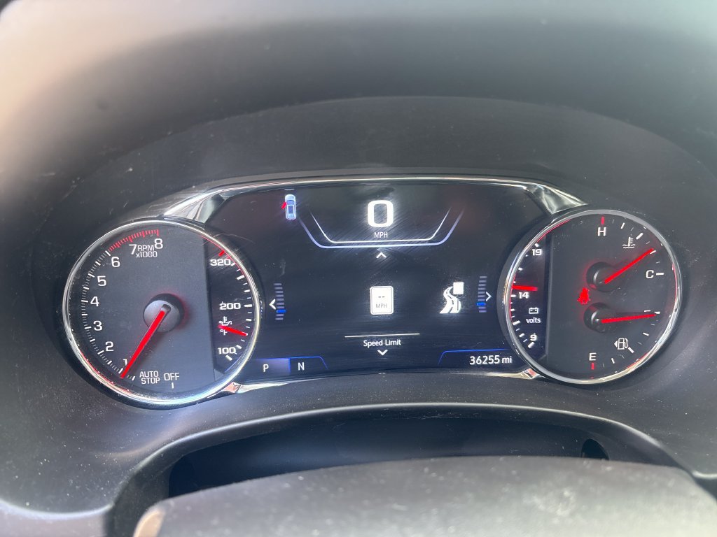 Used 2024 GMC Terrain Denali AWD/4WD image 16